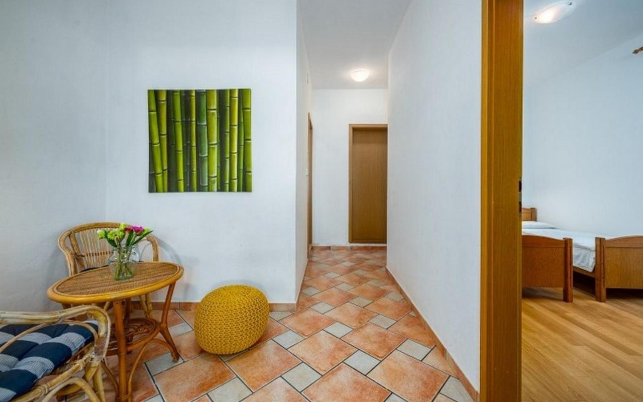 Apartments With Wifi Rabac, Labin - 17739 מראה חיצוני תמונה